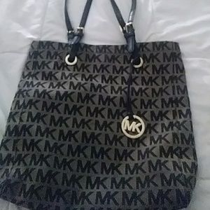 Michael Kors purse